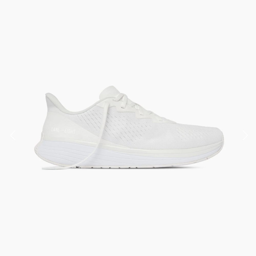 Women's Relay Trainer Breeze NWT Womens 7.5 Eu 39.25